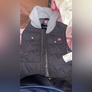 Wrangler Black Hooded Work Vest